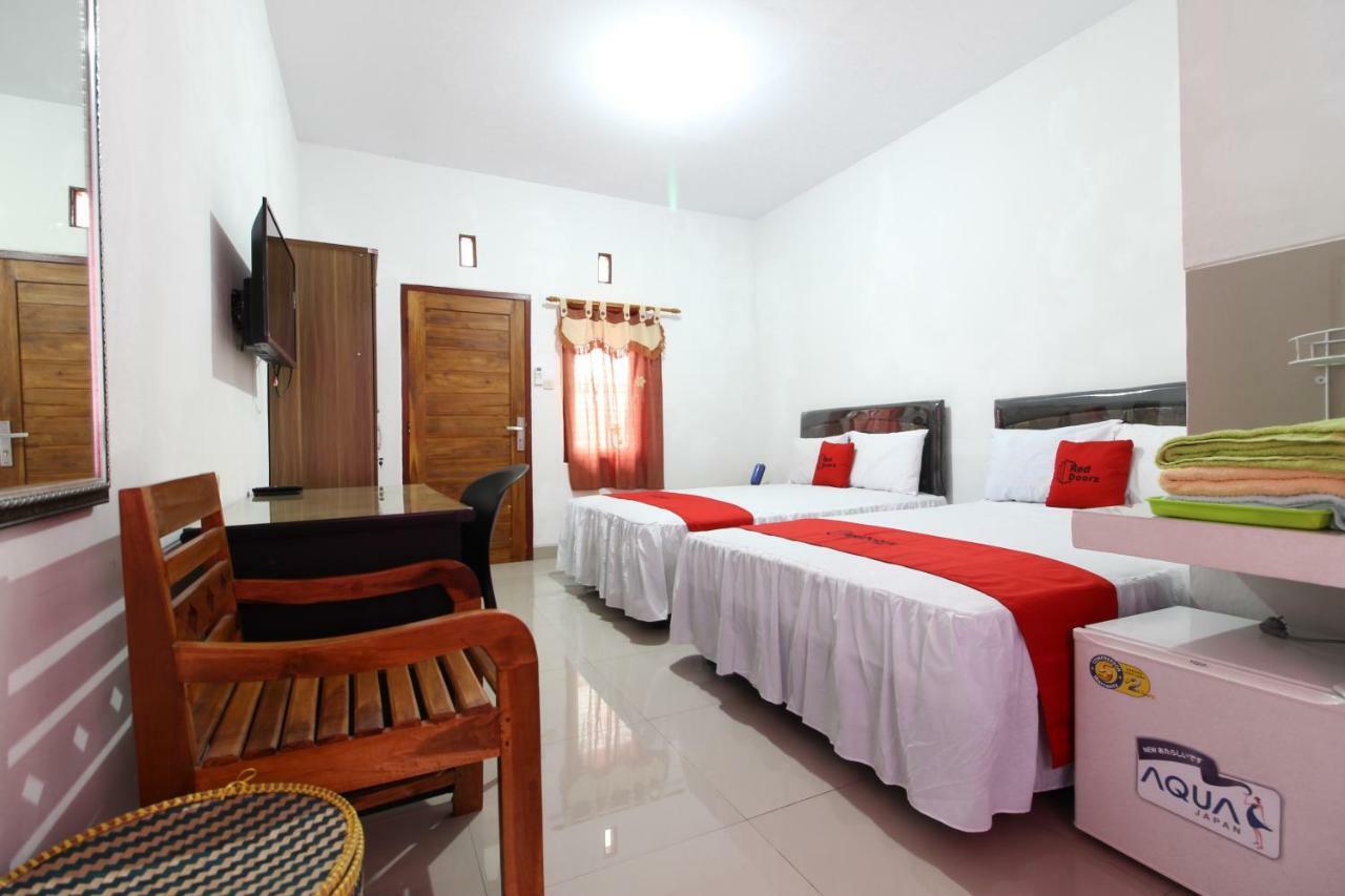 Wisma tamu Reddoorz Syariah At Kebun Raya Yogyakarta